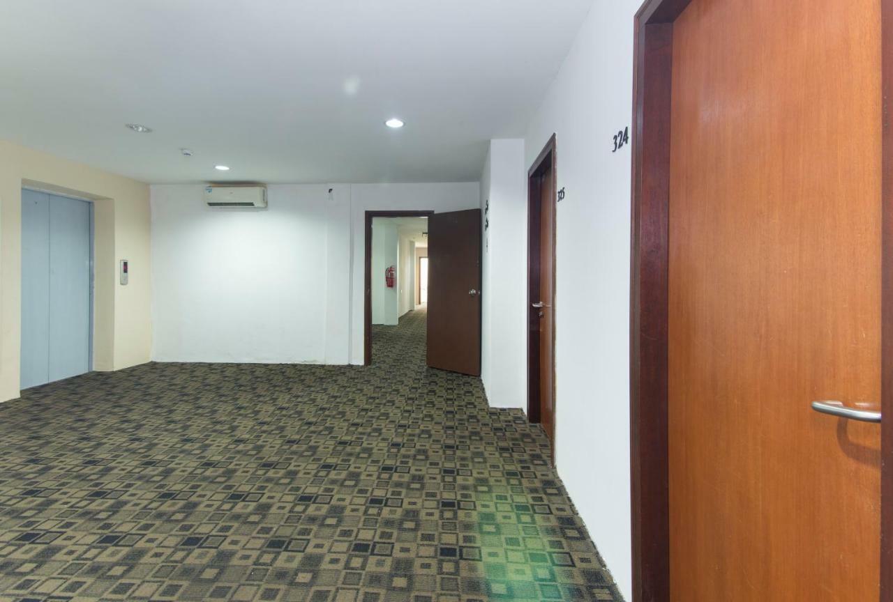 Fumah Hotel Shah Alam Exterior foto